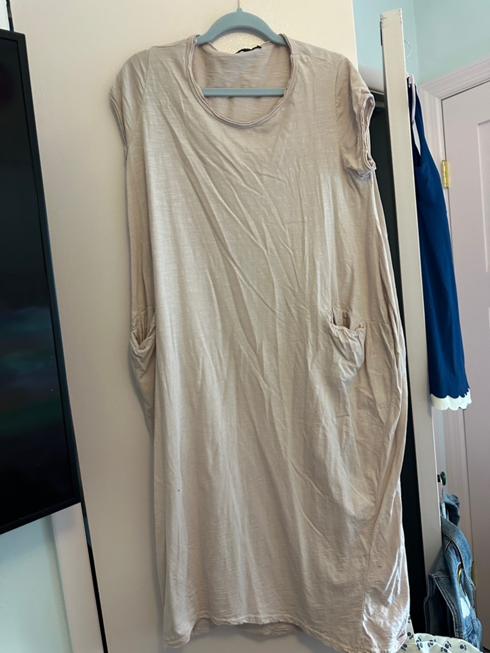 Women’s Relaxed Tee Pocket Dress - Beige